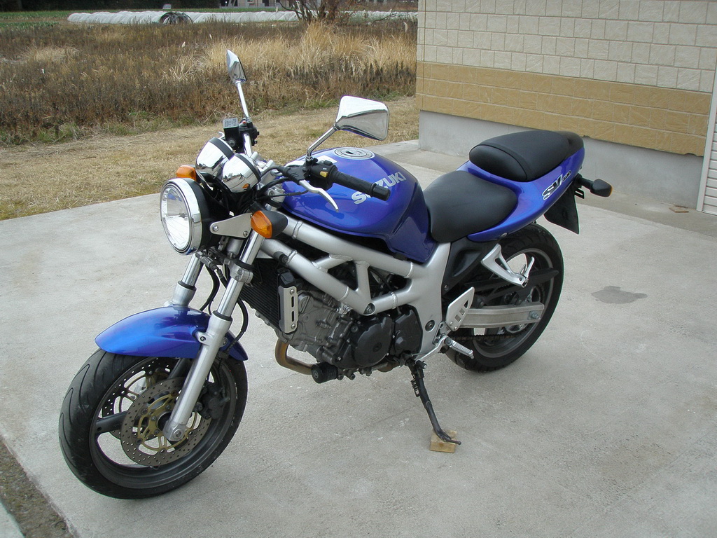 Купить мотоцикл Suzuki SV400 2003 фото 11